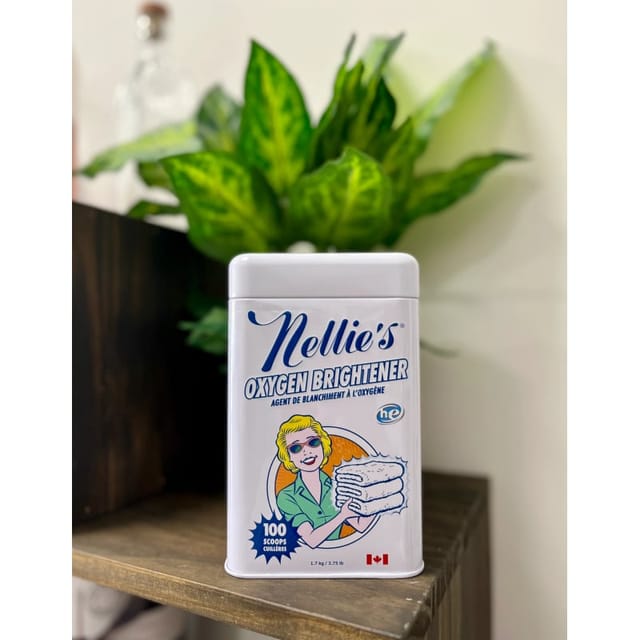 白底背景下的 Nellie's All-Natural Oxygen Brightener 正面商品图